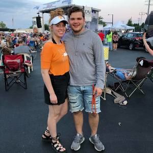 Meet your Posher, Sam